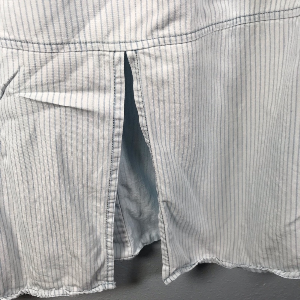 Harper striped button down size medium - Picture 4 of 5